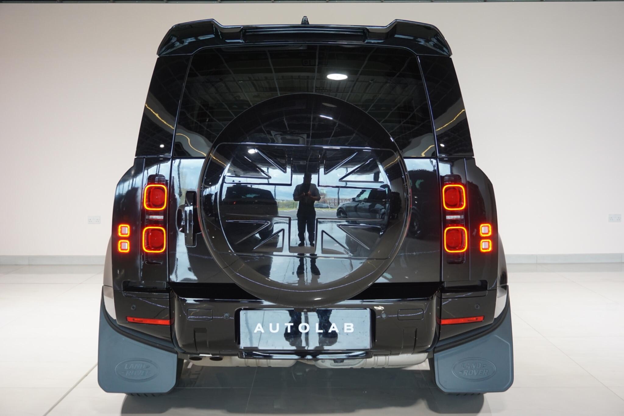 Land Rover Defender 110 3.0 D250 MHEV XS Edition SUV 5dr Diesel Auto 4WD Euro 6 (s/s) (250 ps)